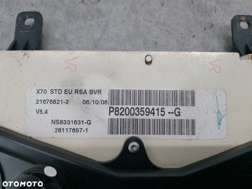 LICZNIK RENAULT MASTER II FL P8200359415-G 2.5 DCI 120KM - 9