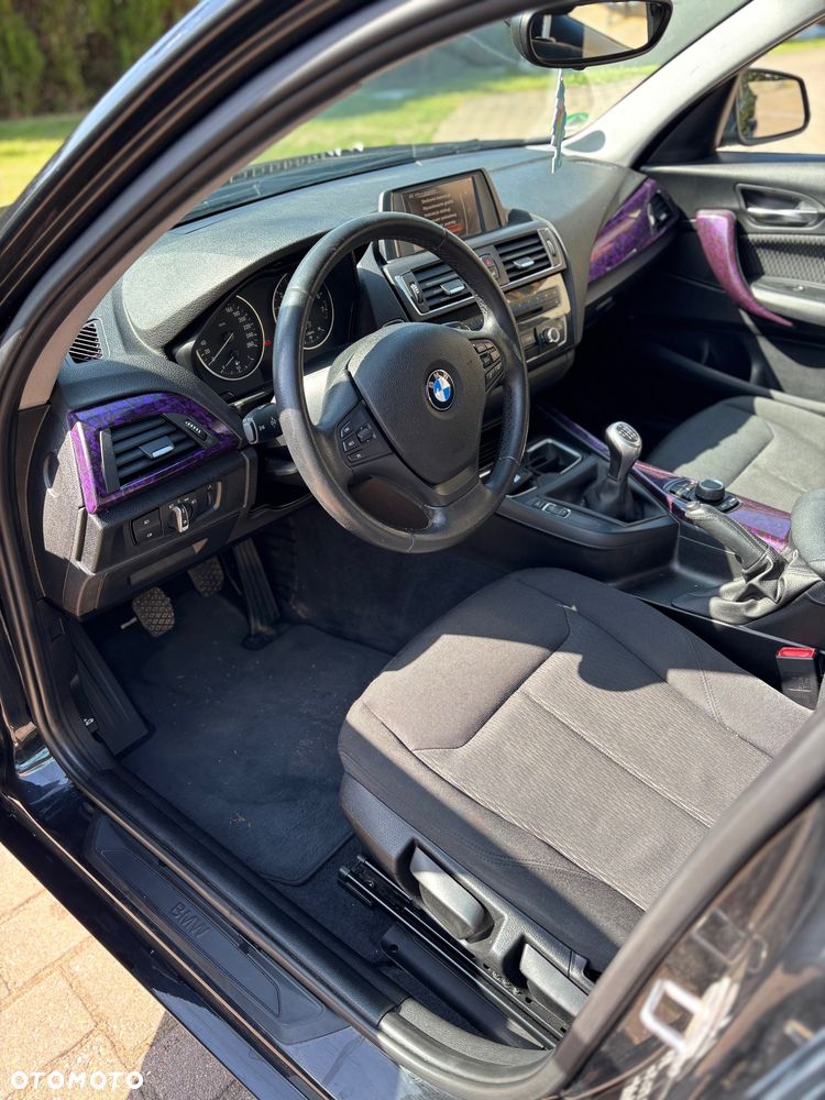 BMW Seria 1 116i Edition Metropolitan - 12
