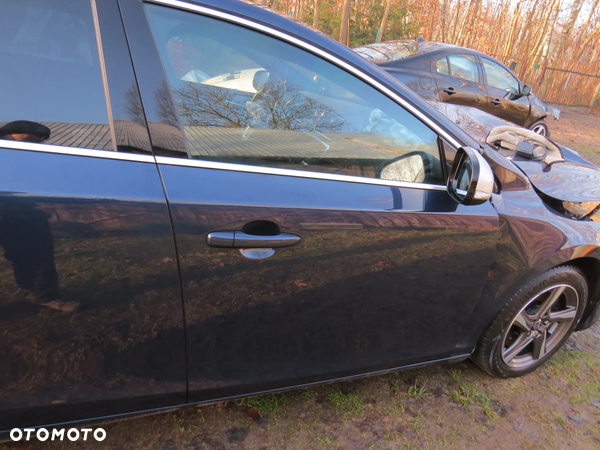 DRZWI PRAWY PRZÓD PRZEDNIE PASAŻERA 498-46 VOLVO V40 II