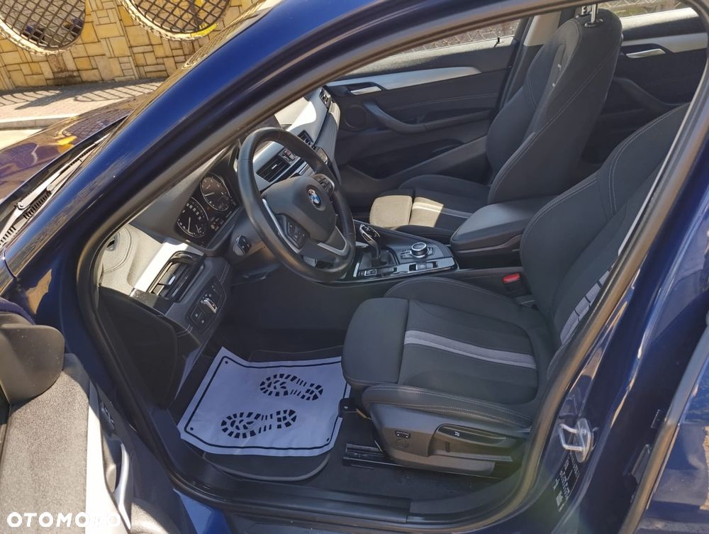 BMW X2 sDrive18d Business Edition sport - 11