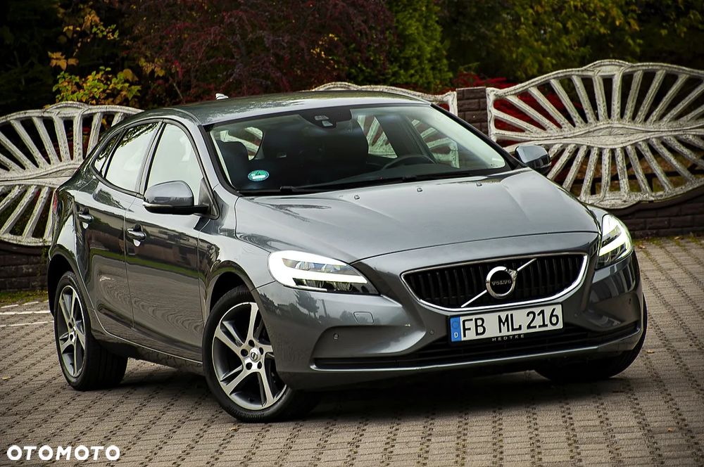 Volvo V40 D2 Summum - 17