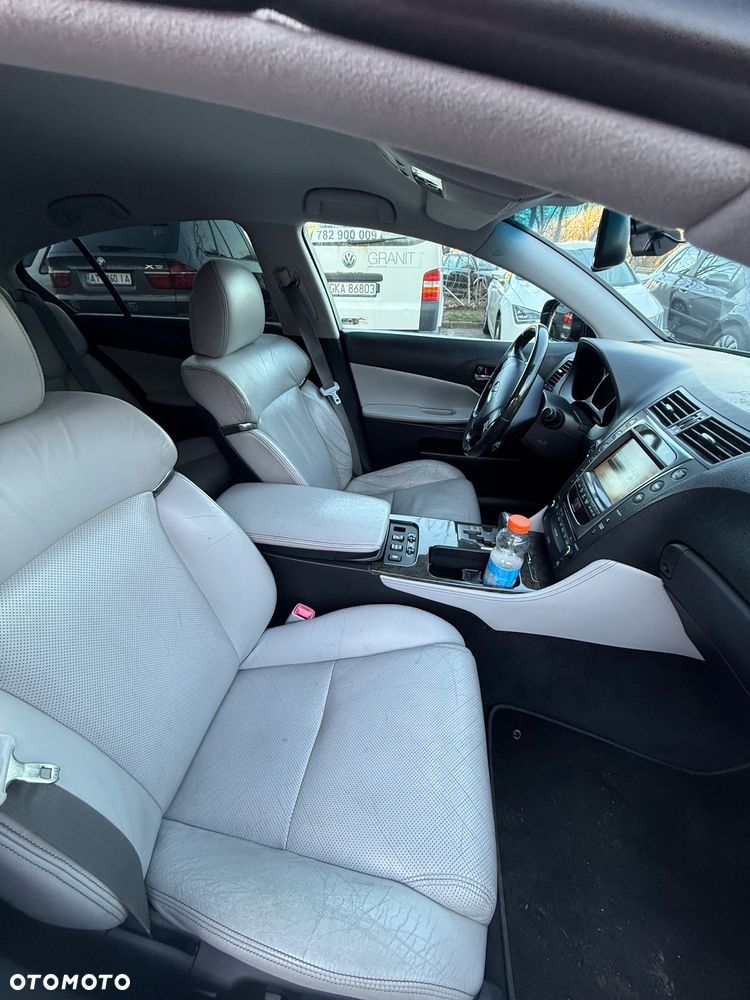 Lexus GS 450h Prestige + - 8