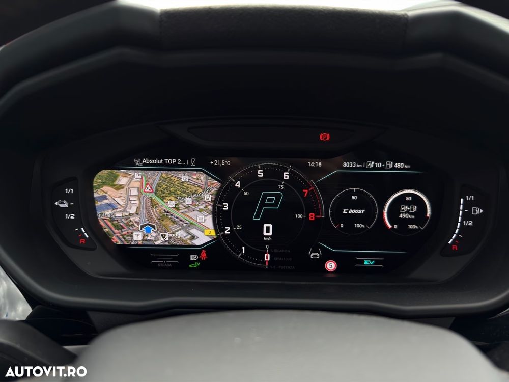 Lamborghini Urus - 12