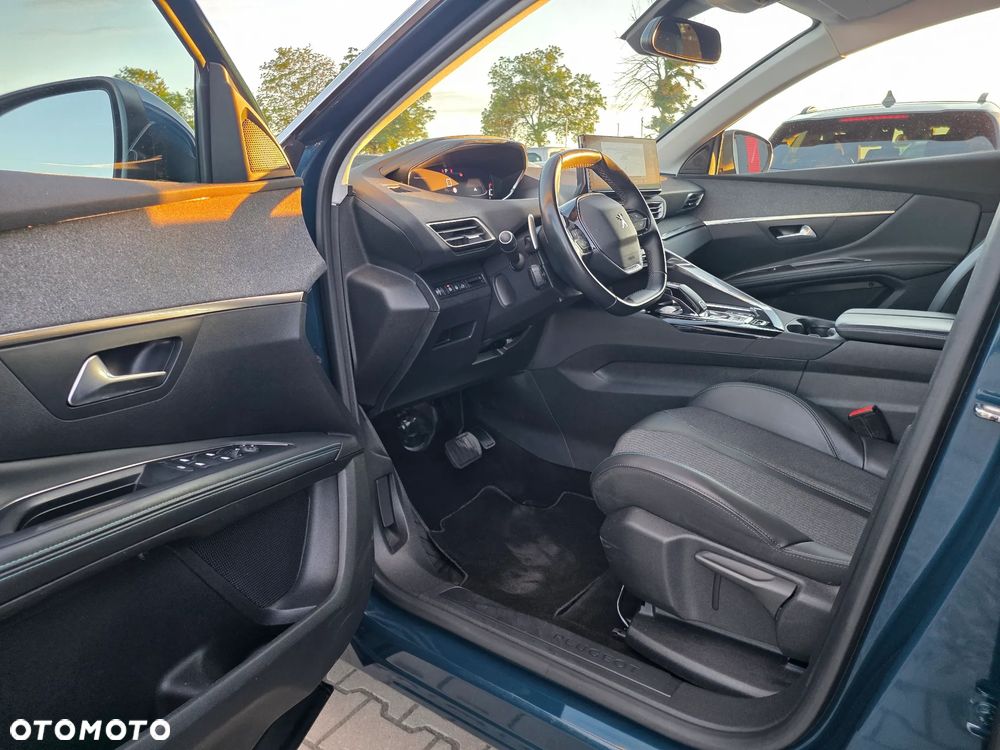 Peugeot 5008 - 14
