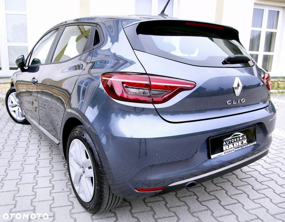Renault Clio - 29