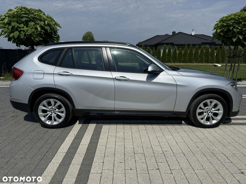 BMW X1 sDrive18d Sport Line - 11
