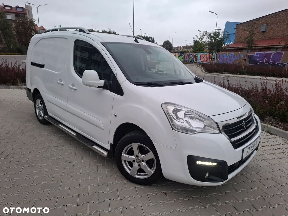 Peugeot Partner LONG 1.6HDI 3OSOBOWY KLIMA NAVI - 4