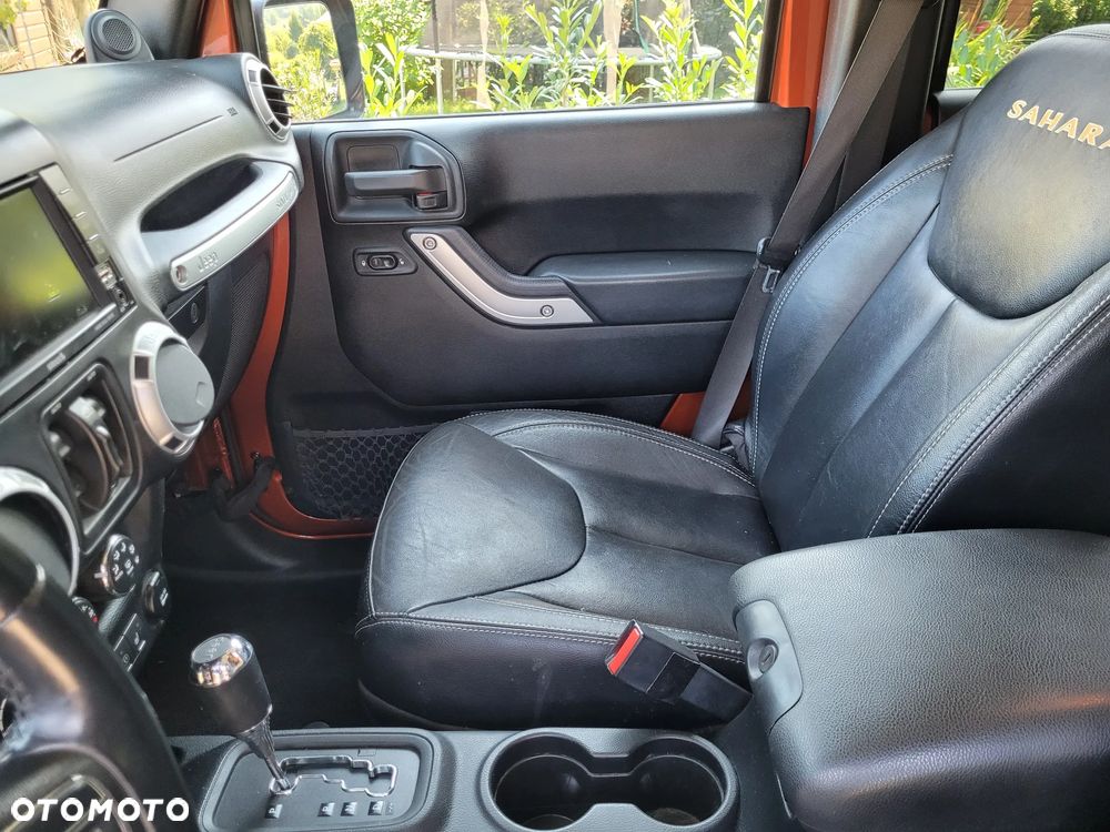 Jeep Wrangler 3.6 Unlim Sahara - 13