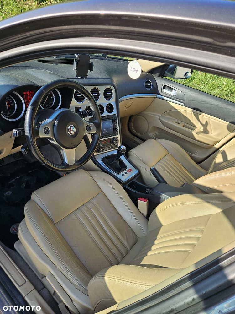 Alfa Romeo 159 - 6