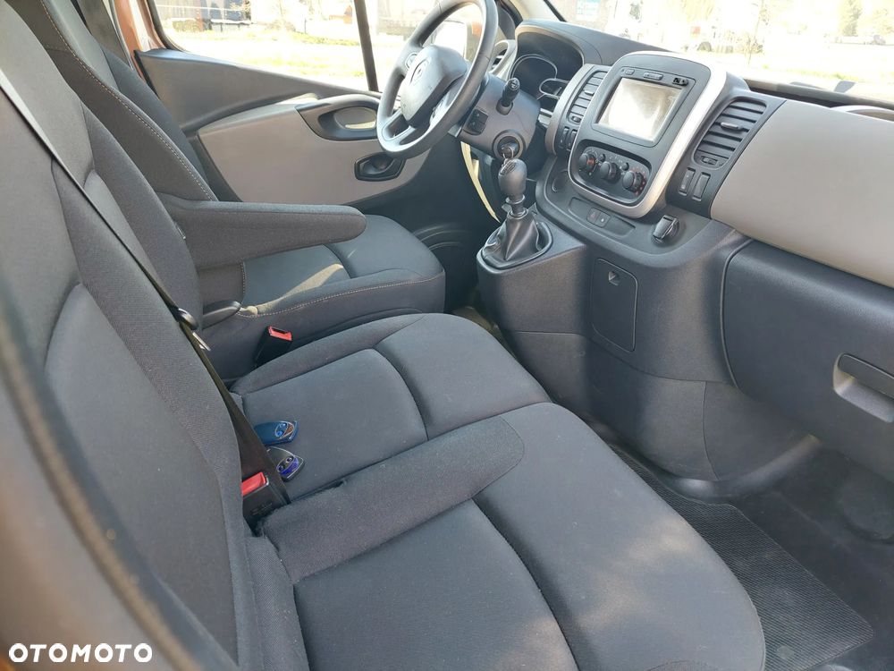 Renault Trafic Grand Passenger 3,0t Pack Clim - 11