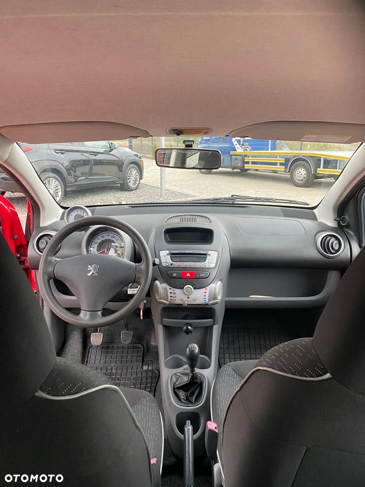 Peugeot 107 1.0 Trendy - 14