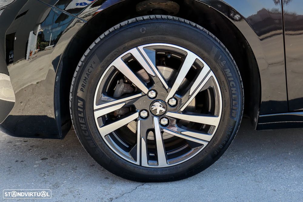 Peugeot 208 1.2 PureTech Allure - 7