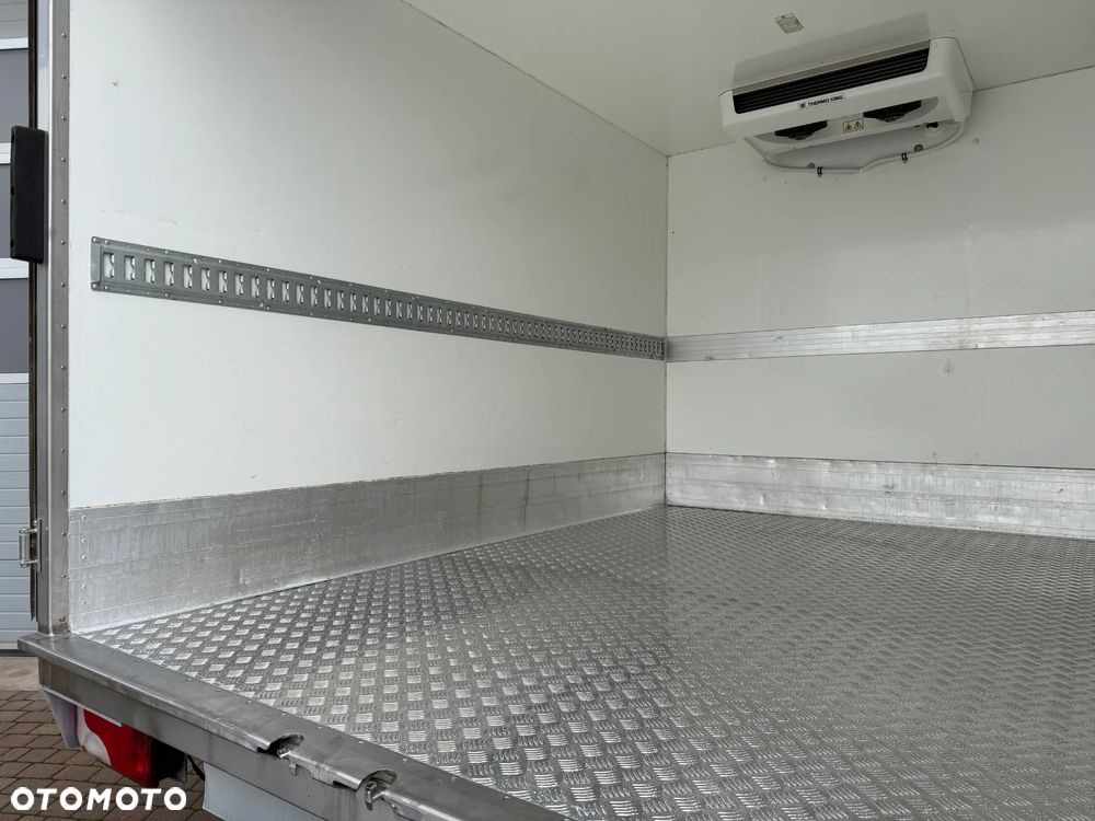 Mercedes-Benz Sprinter 319 Chłodnia Mroźnia Winda - 10