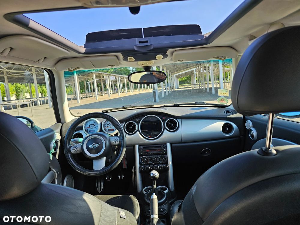MINI Cooper S Standard - 23