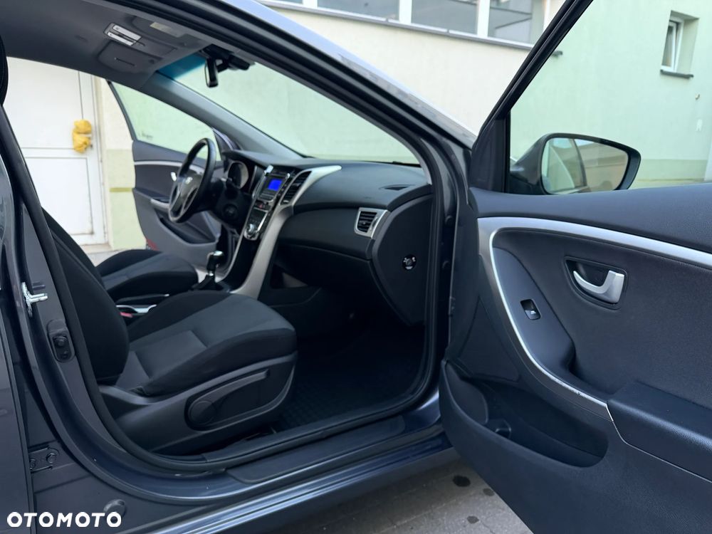 Hyundai i30 1.6 Fifa World Cup Edition - 11