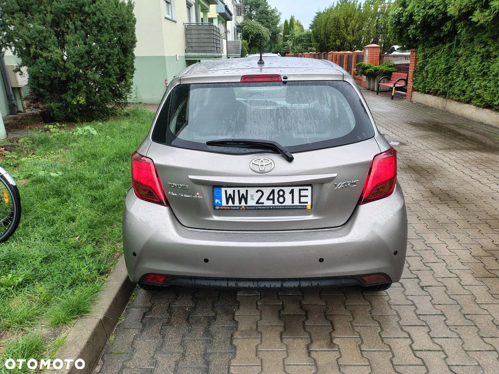 Toyota Yaris 1.33 Premium - 5