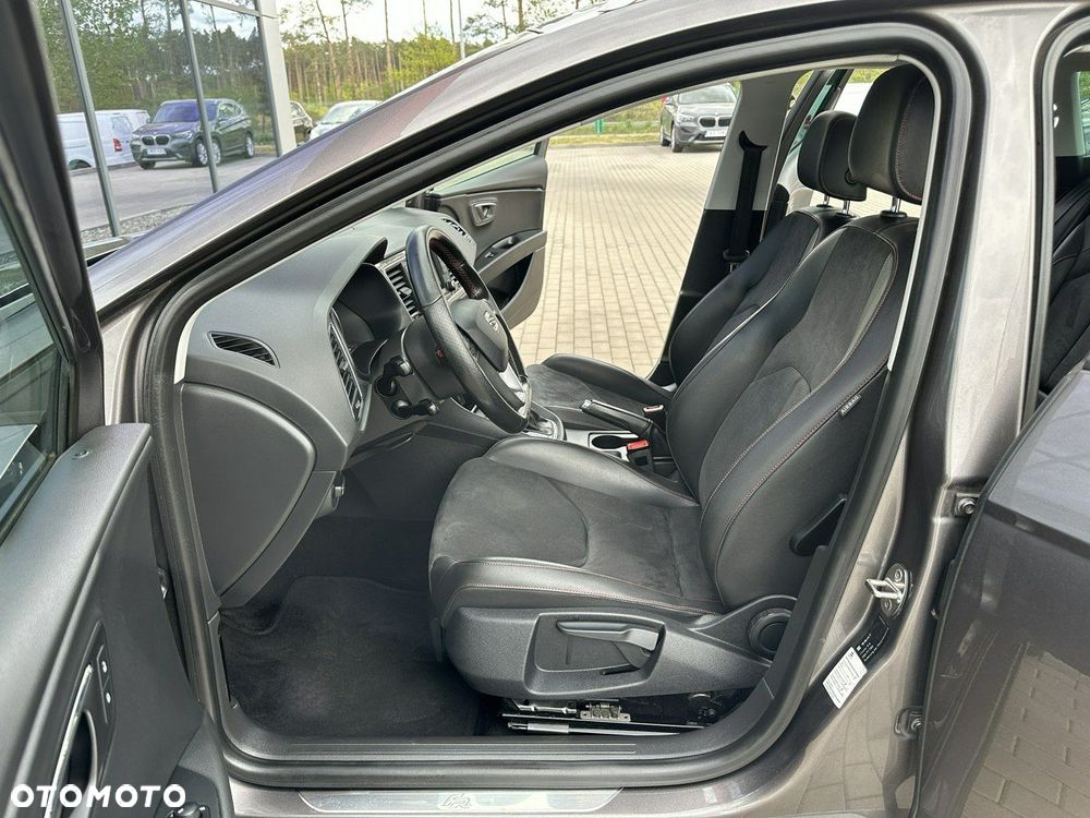 Seat Leon Sportstourer 2.0 TDI DPF DSG FR - 11