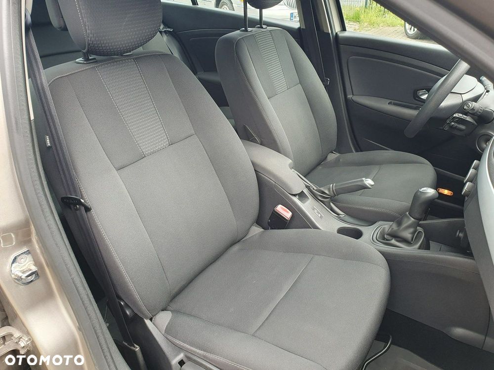 Renault Fluence - 15