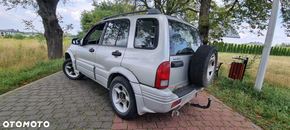 Suzuki Vitara - 4