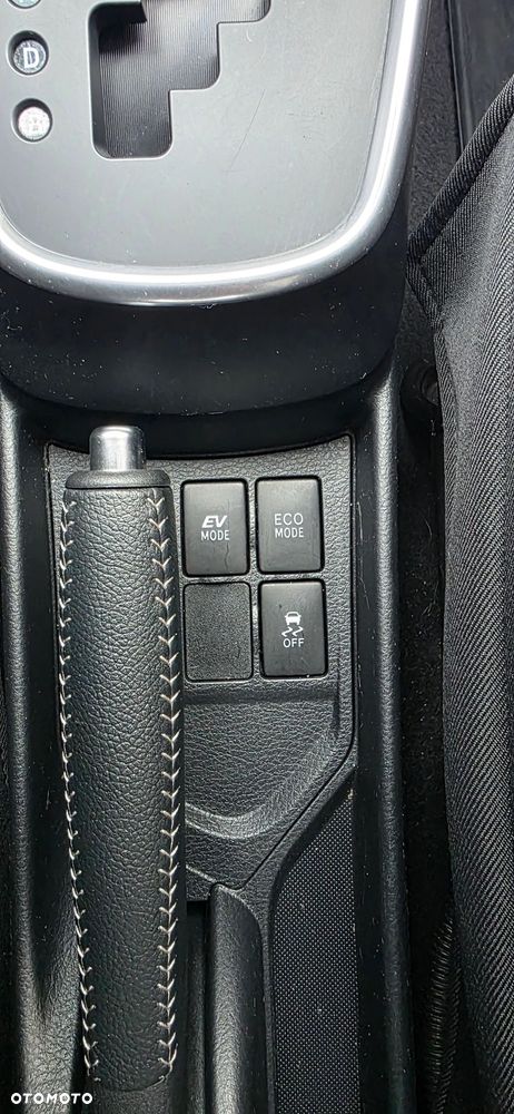 Toyota Yaris Hybrid 100 Dynamic EU6 - 20