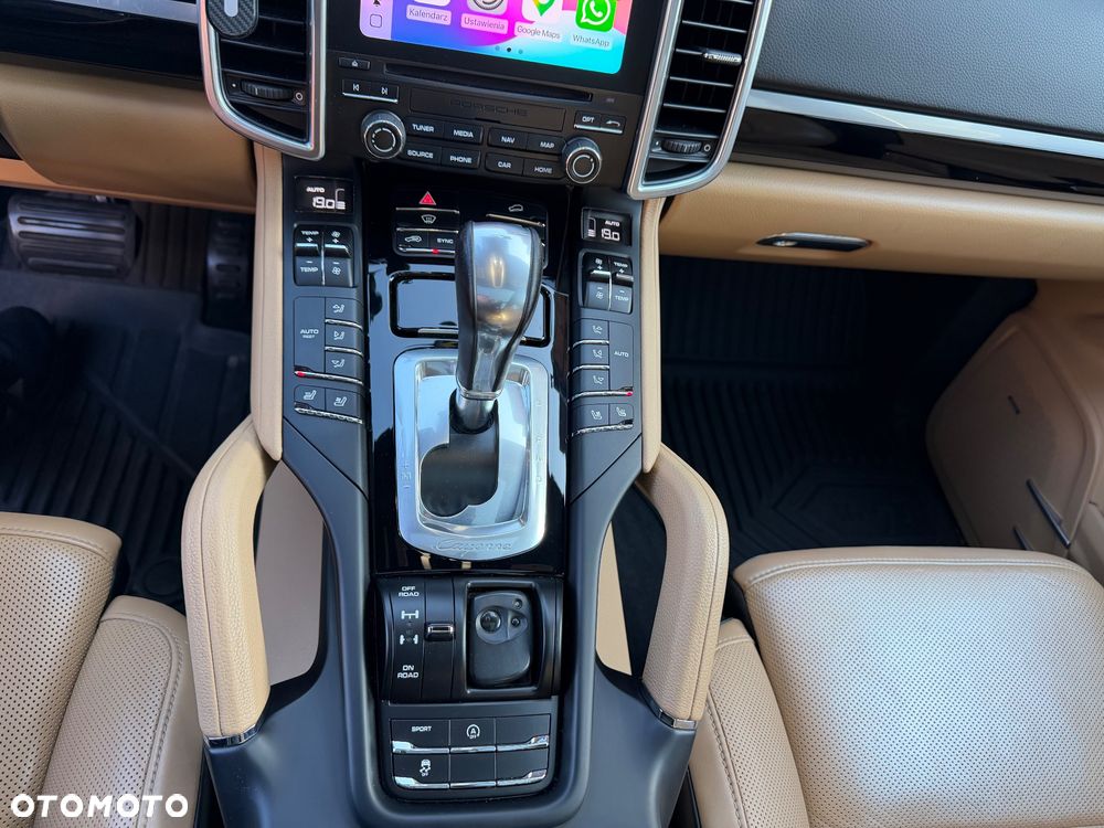 Porsche Cayenne Platinum Edition - 22