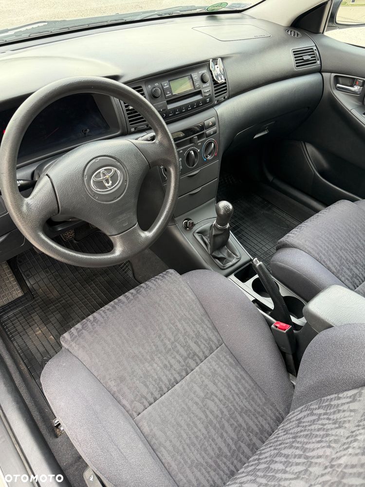 Toyota Corolla 1.6 VVT-i Terra Polaris - 13
