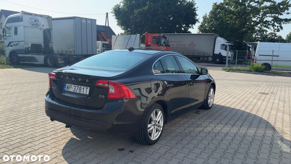 Volvo S60 D3 Summum - 5