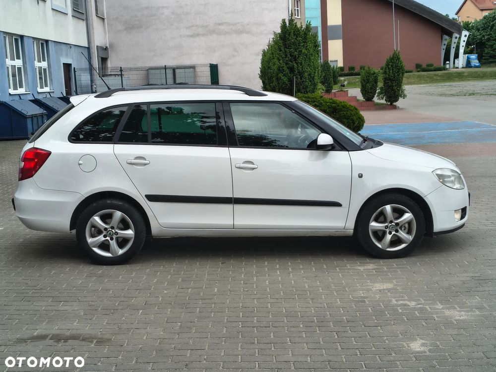 Skoda Fabia 1.4 16V Sportline - 10