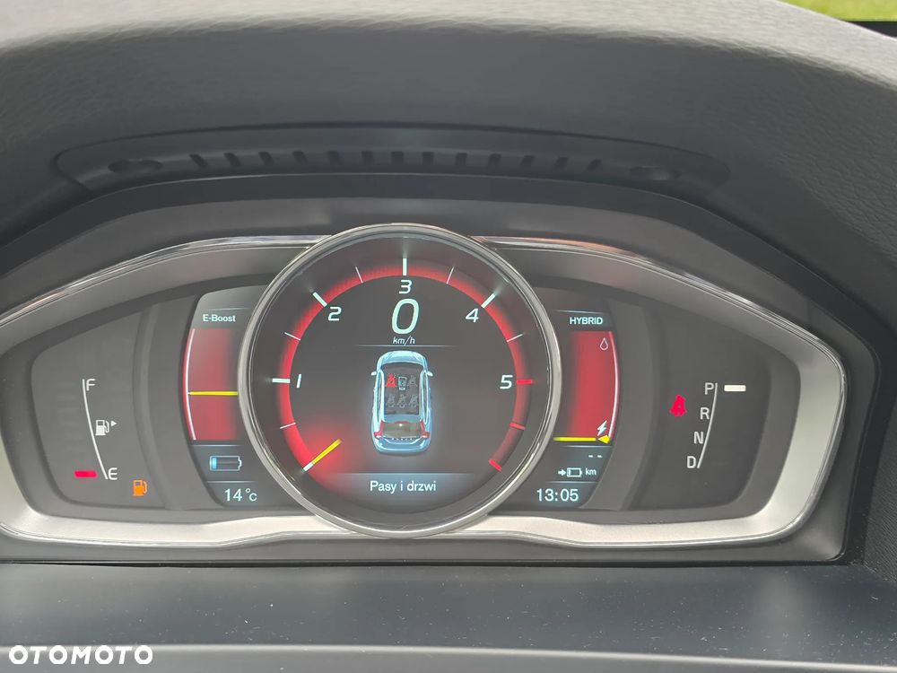 Volvo V60 D6 AWD Plug-in Hybrid Summum - 14