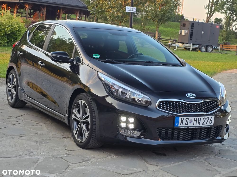 Kia Ceed 1.6 CRDi DCT GT Line - 13