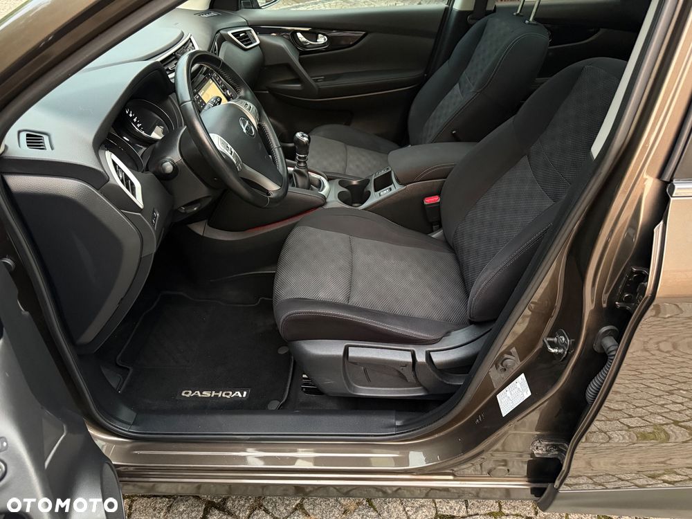 Nissan Qashqai 1.6 DIG-T 360 - 19