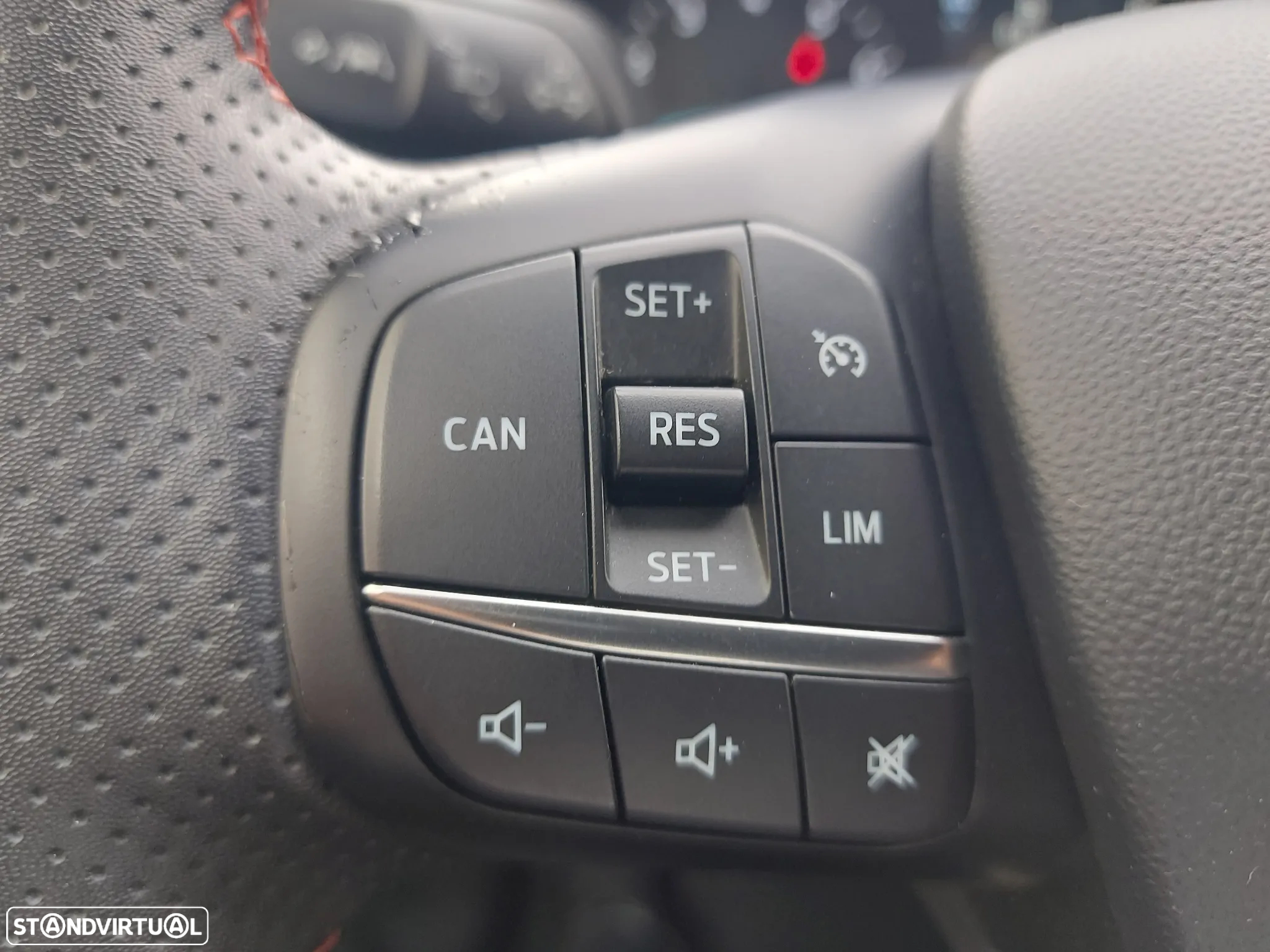 Ford Fiesta 1.0 EcoBoost ST-Line - 14