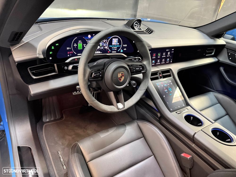 Porsche Taycan Bateria Performance Plus - 11