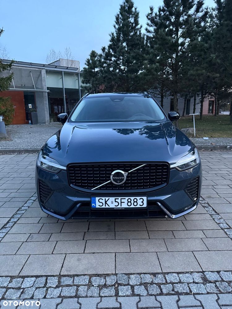 Volvo XC 60 B5 B AWD Ultra Dark - 2