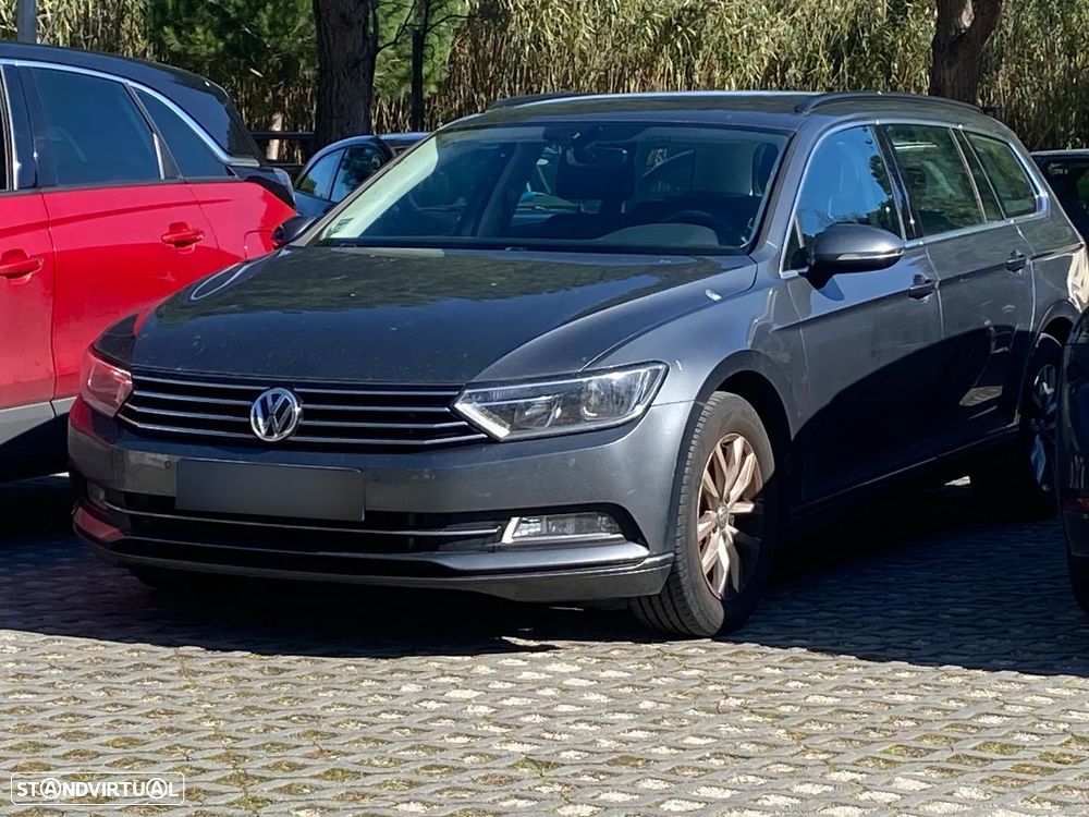 VW Passat 2.0 TDI Confortline - 1