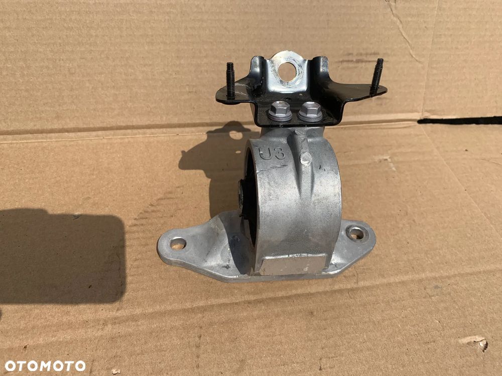 Łapa poduszka silnika Toyota RAV4 V 19- 2.5 Hybrid - 1