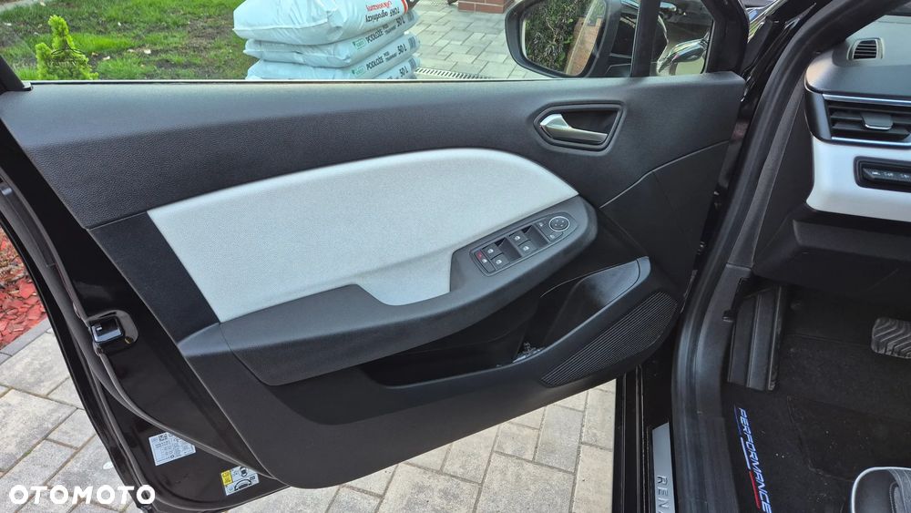 Renault Clio 1.6 E-TECH Techno - 5