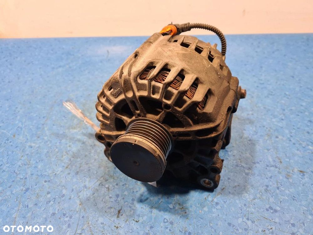 Vw PASSAT B7 1.4 TSI ALTERNATOR 03C903024F CTHD - 1