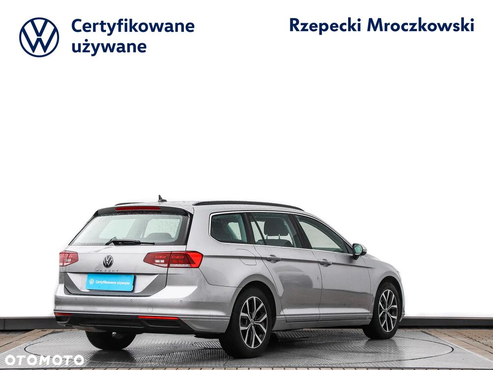 Volkswagen Passat 2.0 TDI Business DSG - 5