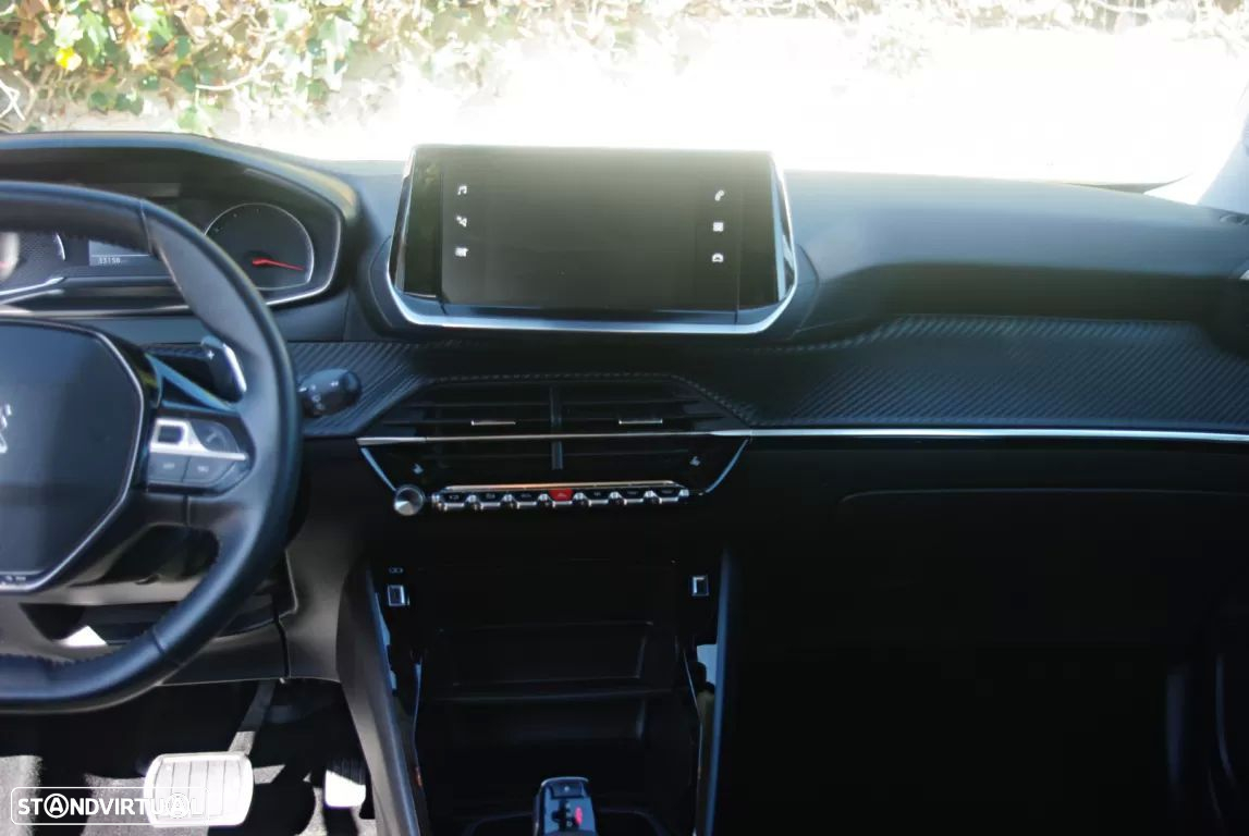 Peugeot 2008 1.2 PureTech Active Pack EAT8 - 30