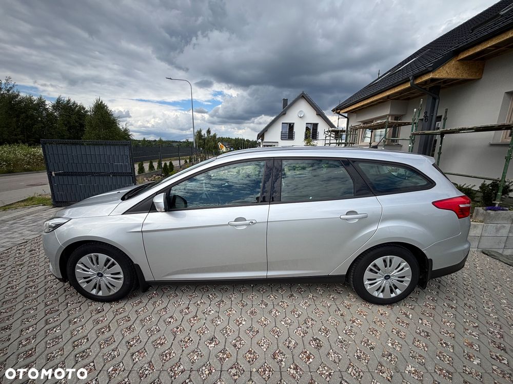 Ford Focus 1.5 TDCi Trend - 5