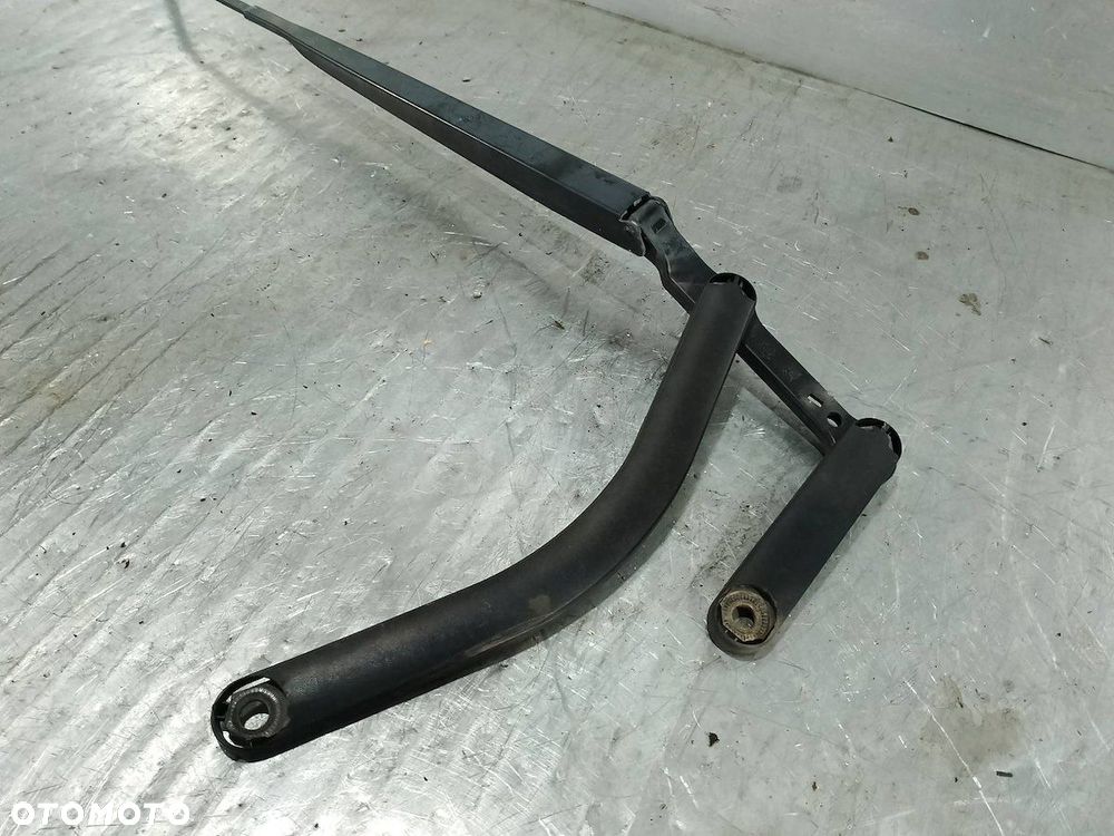 RAMIE WYCIERACZKI PRAWE RENAULT SCENIC II 80010797 1.9 DCI - 2