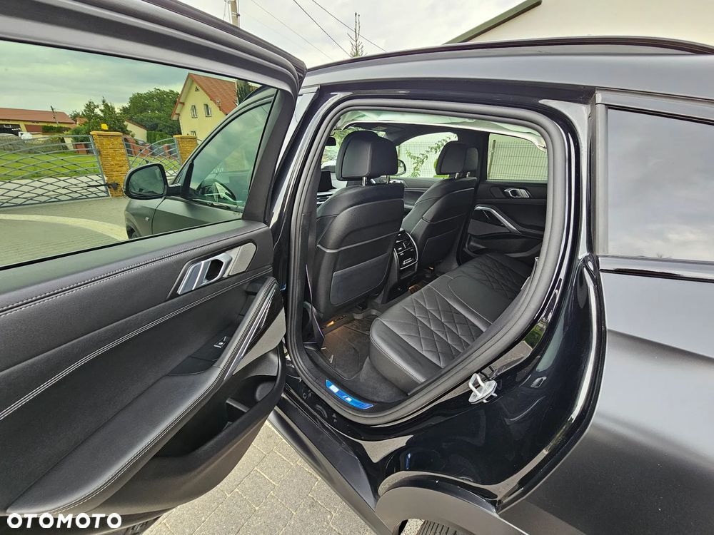 BMW X6 - 12