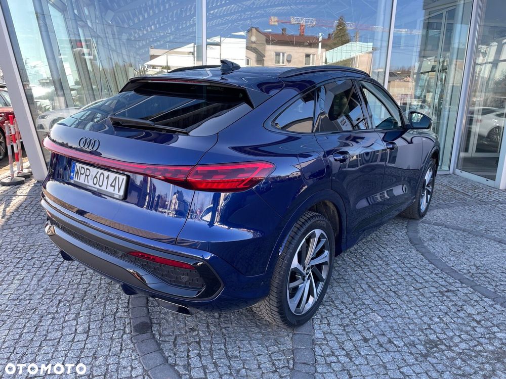 Audi Q5 Sportback - 8
