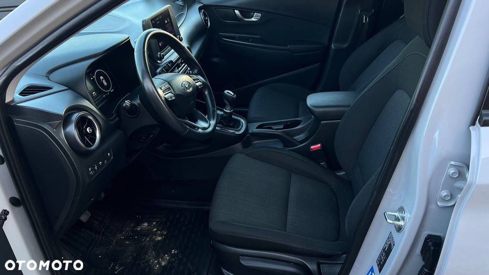 Hyundai Kona 1.6 CRDi 48V-Hybrid Select - 13