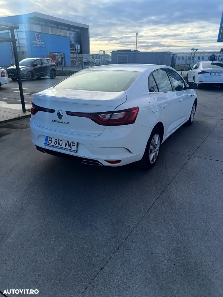 Renault Megane TCE 140 GPF Zen - 2