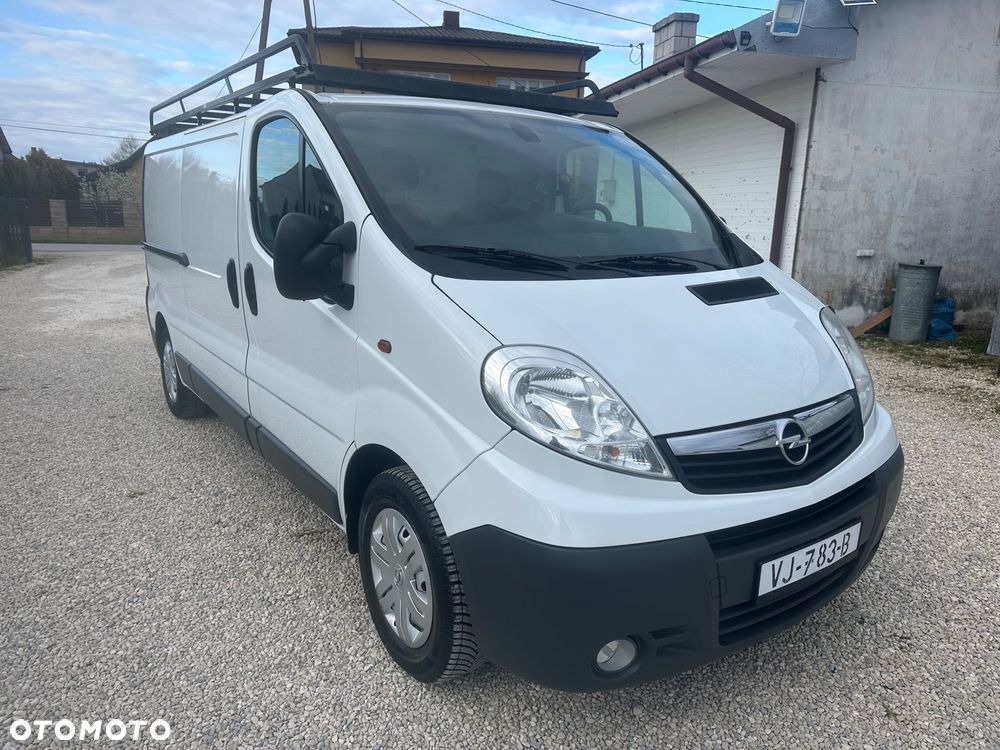 Opel Vivaro - 9