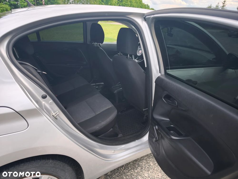 Fiat Tipo 1.4 16v Easy - 9