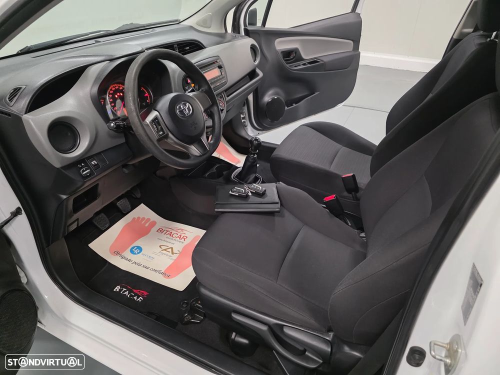 Toyota YARIS BIZZ 1.4 D-4D 90CV IVA DEDUTIVEL - 54