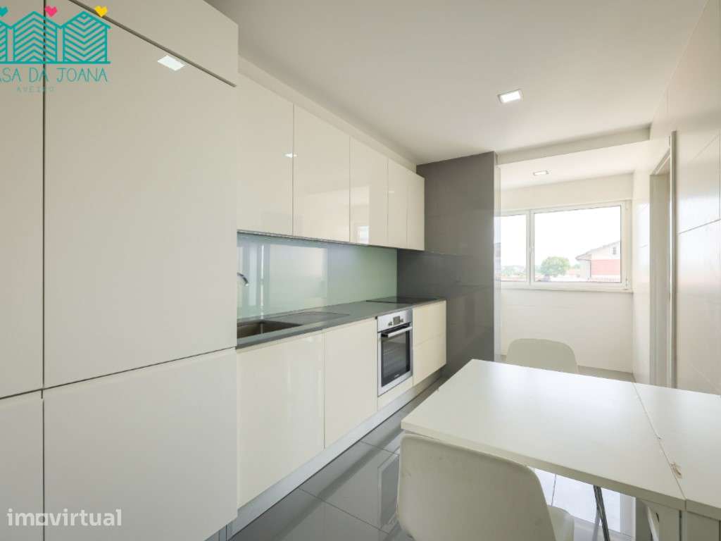 Apartamento T2+2 Duplex em Aveiro - Grande imagem: 2/36